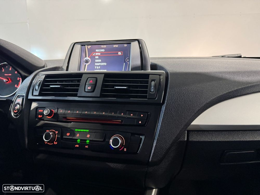 BMW 116 d EDynamics Line Sport - 34