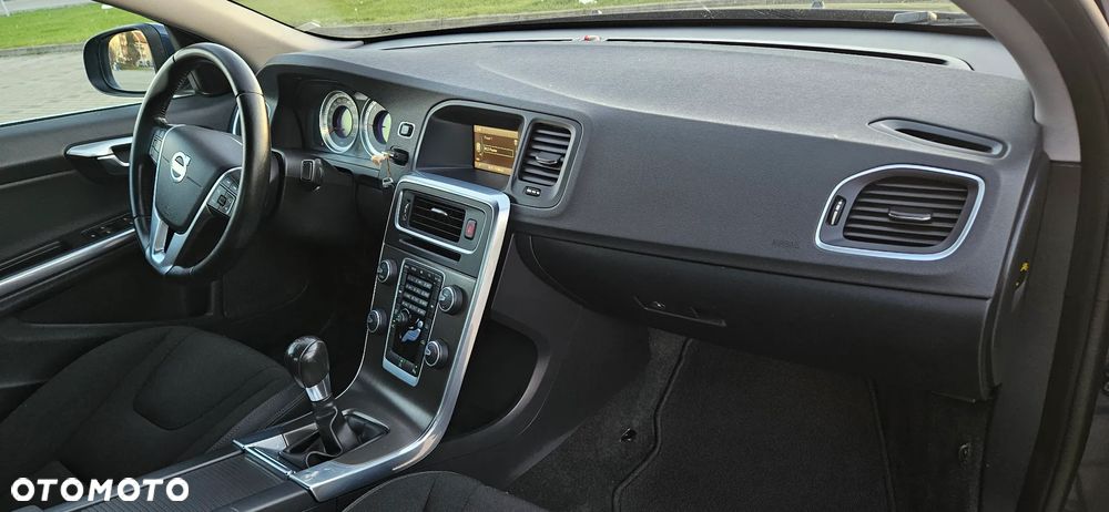 Volvo S60 D3 Edition Pro - 5