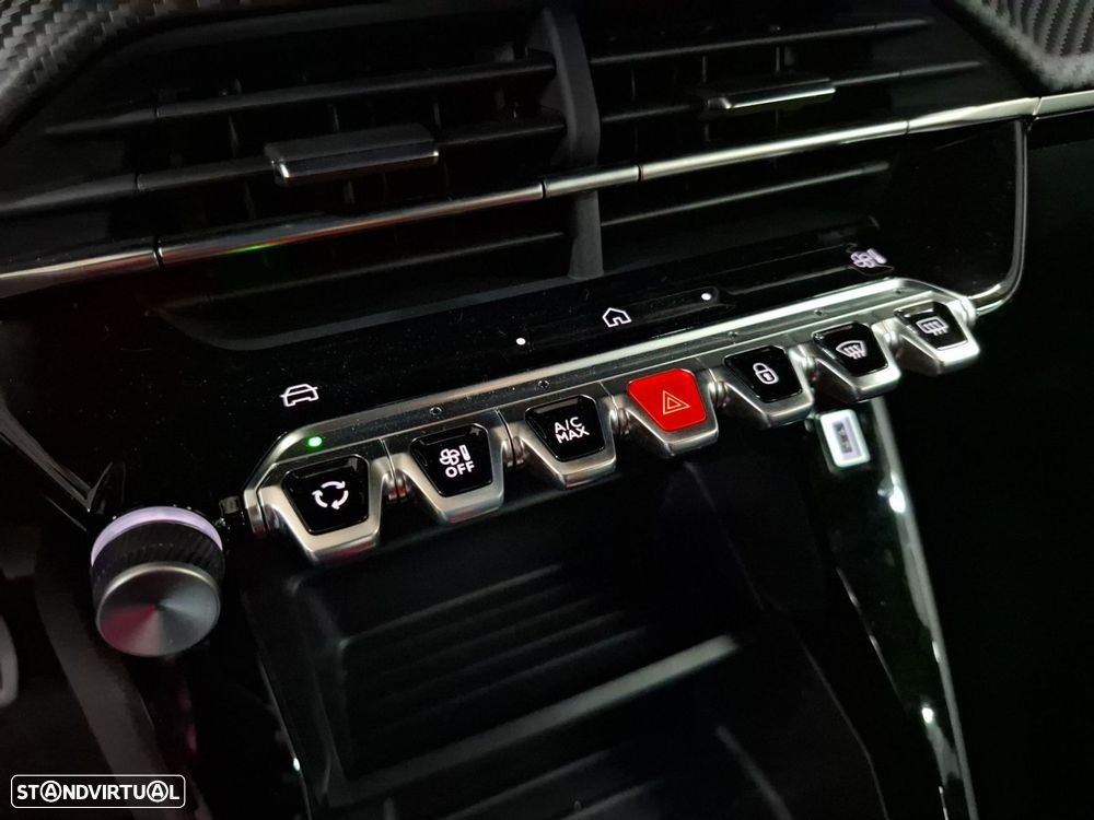 Peugeot e-2008 50 kWh SE Style - 19