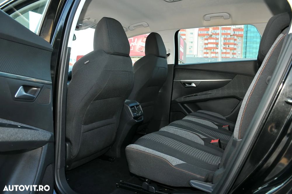 Peugeot 5008 PureTech 130 Active - 10