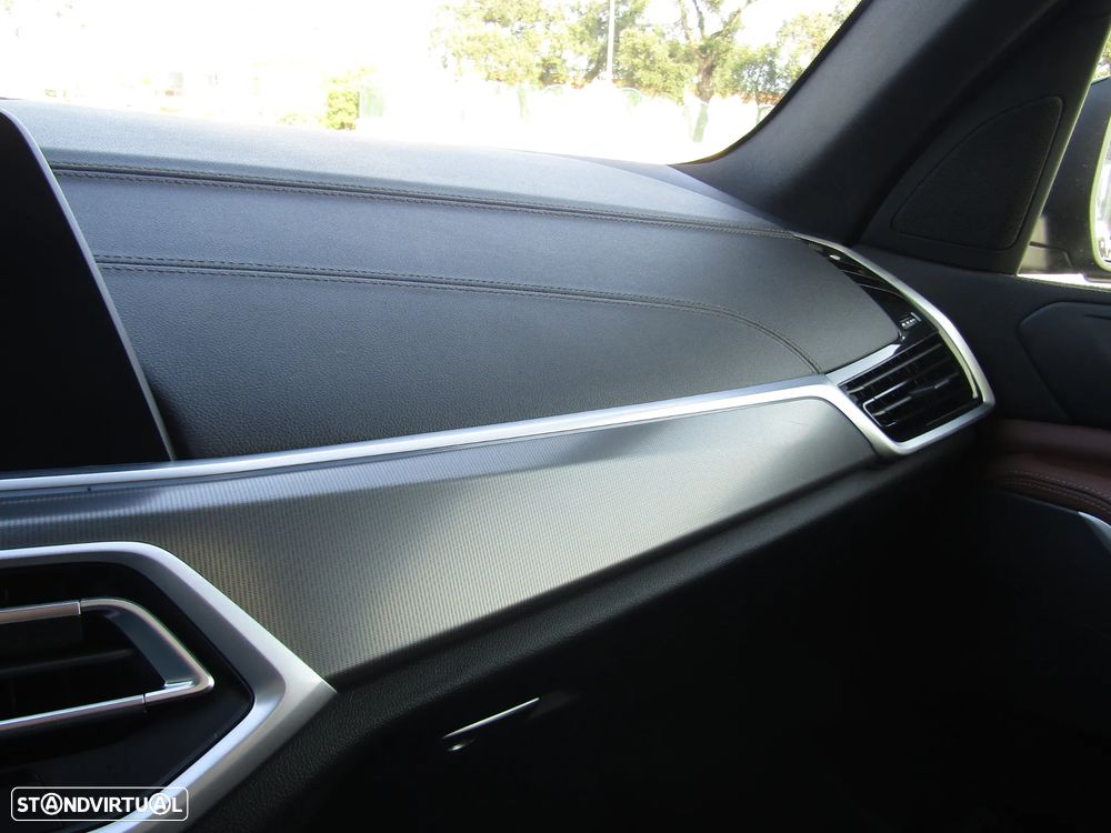 BMW X5 45 e xDrive Pack M - 25