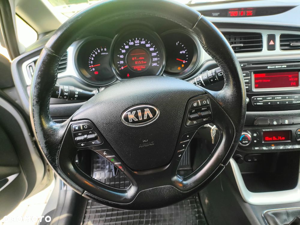 Kia Ceed - 7