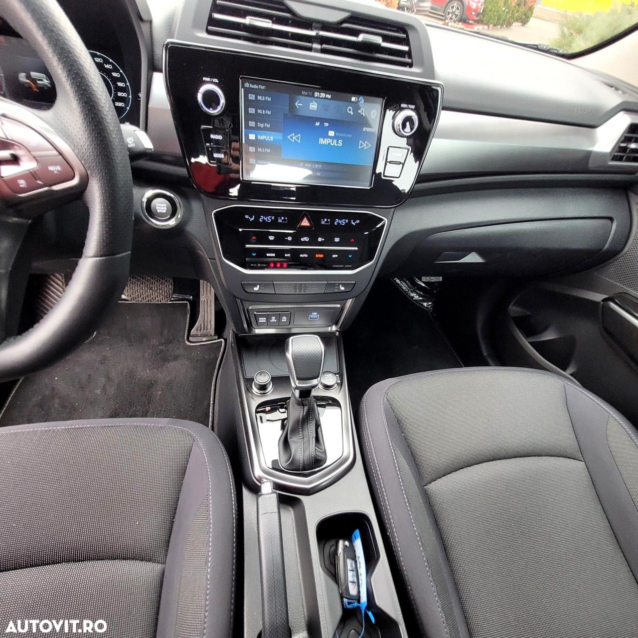 SsangYong Tivoli - 23