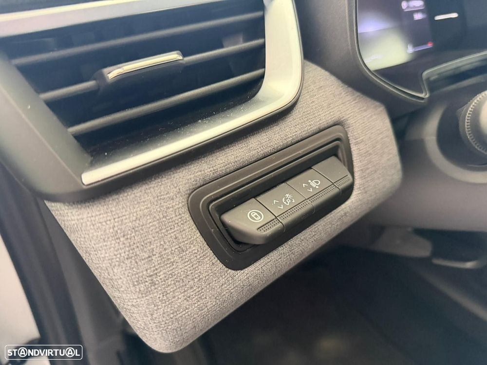 Renault Clio 1.0 TCe Evolution Bi-Fuel - 11