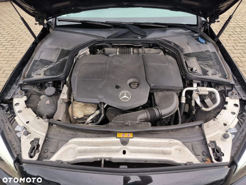 Mercedes-Benz Klasa C 200 d 9G-TRONIC AMG Line - 27
