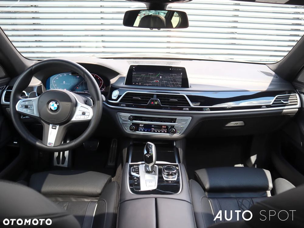 BMW Seria 7 - 17