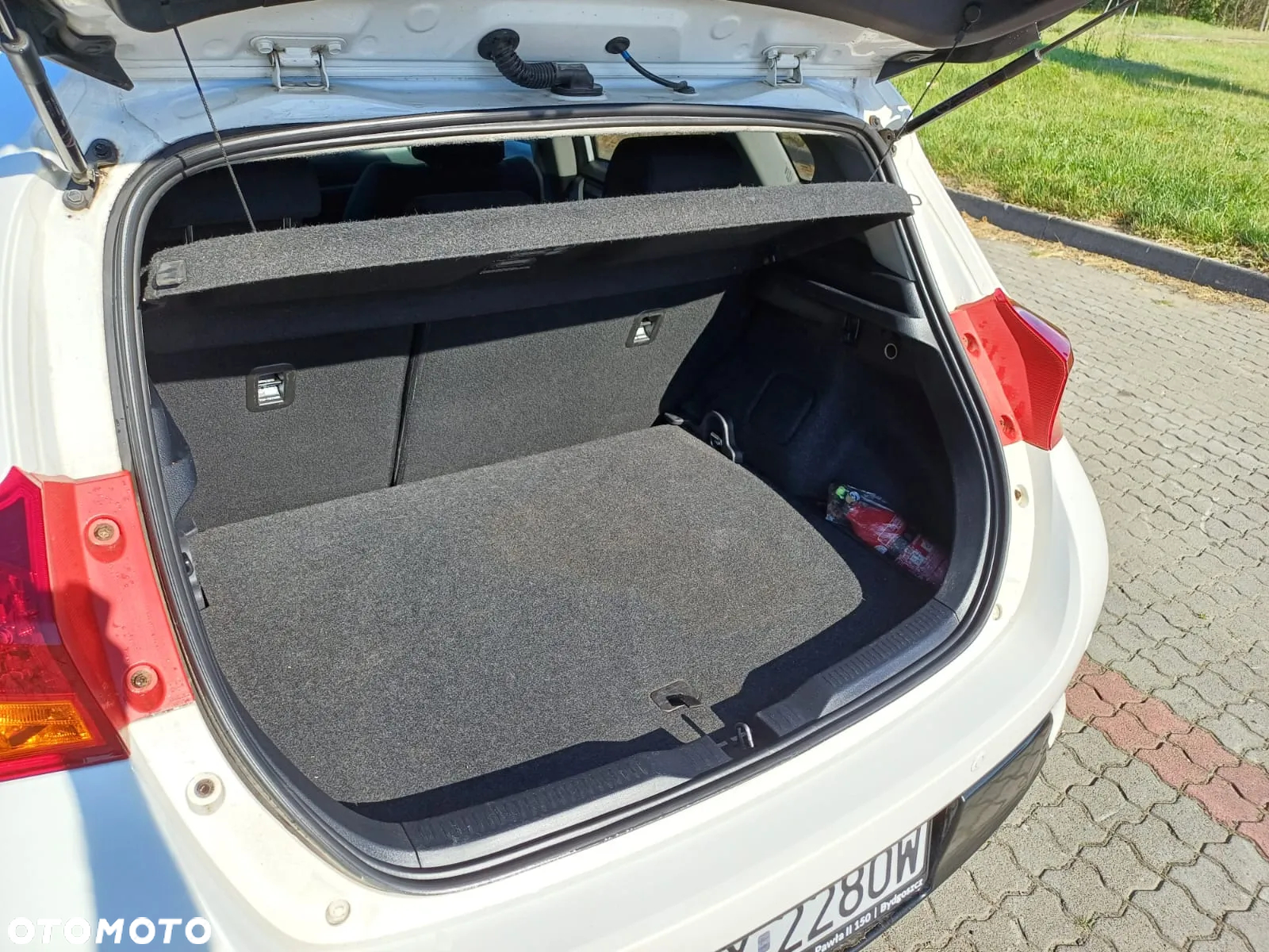 Toyota Auris 1.33 VVT-i Premium - 16