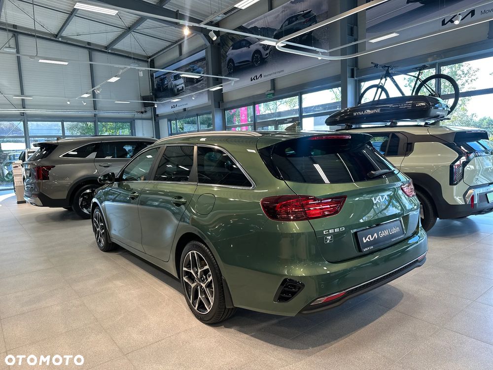 Kia Ceed - 5