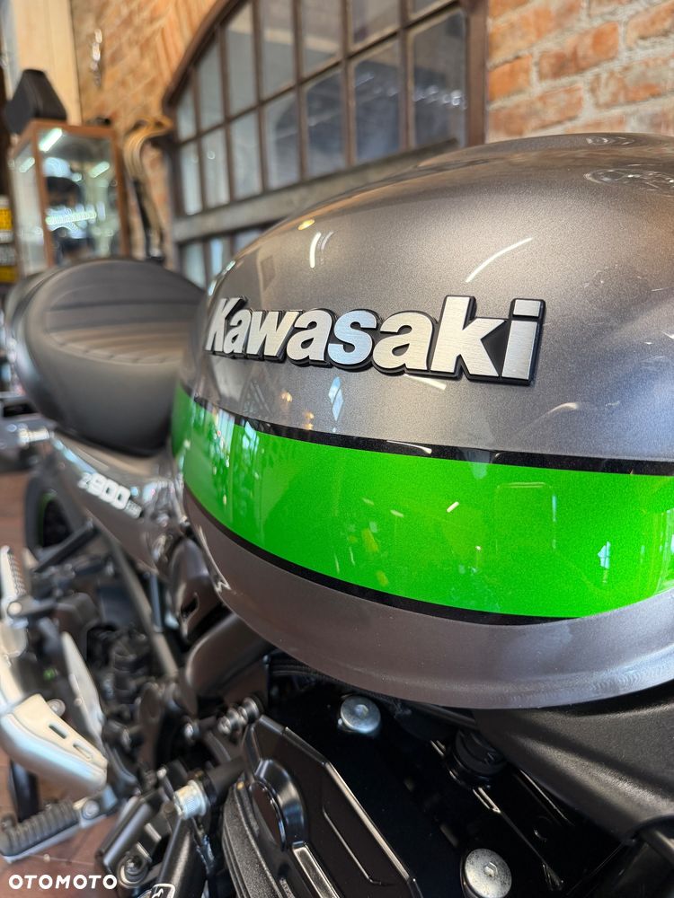 Kawasaki Z 900 RS - 29