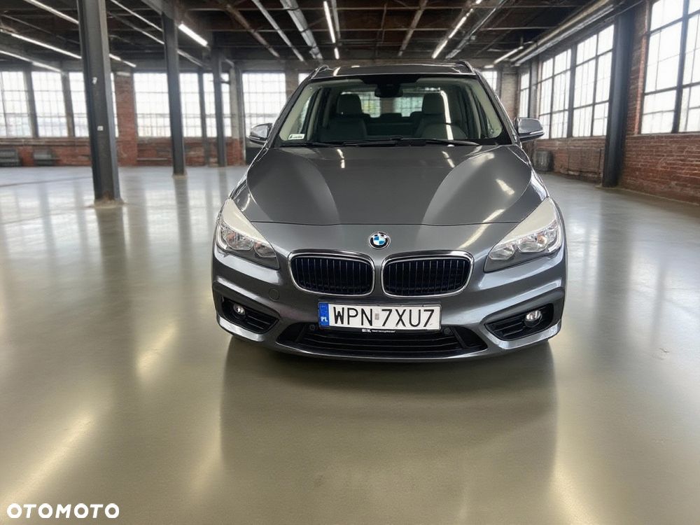 BMW Seria 2 218i - 2