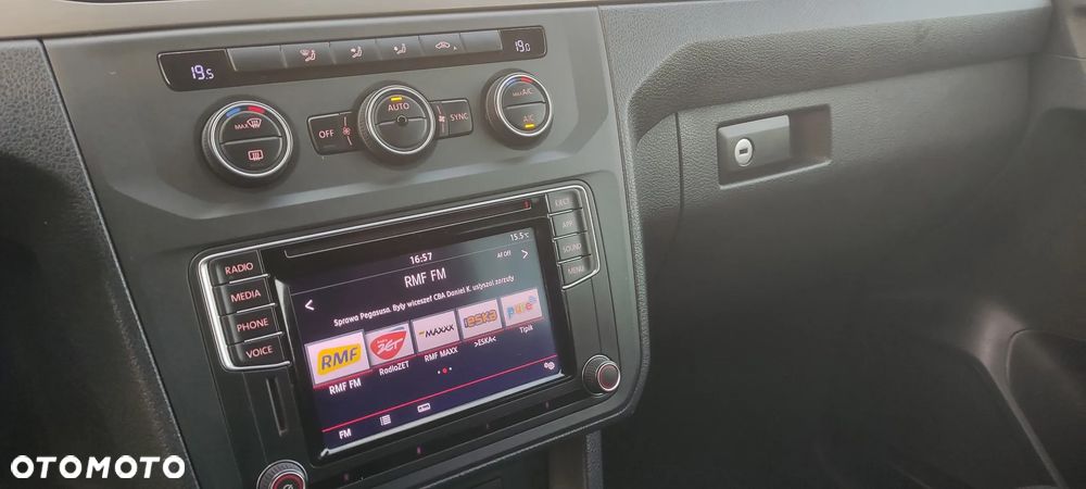 Volkswagen Caddy Maxi 1.4 TSI Highline - 25