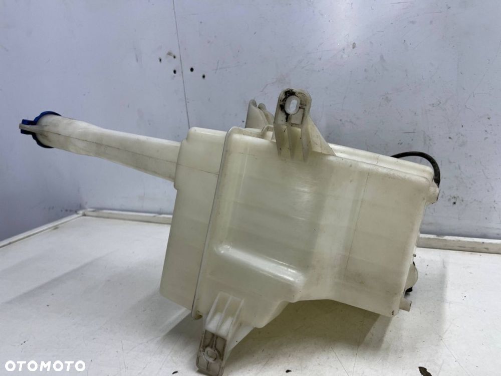 Zbiorniczek spryskiwaczy Hyundai Grandeur IV 05-11r. dwie pompki na KSENON XENON 98610-3l200 - 5