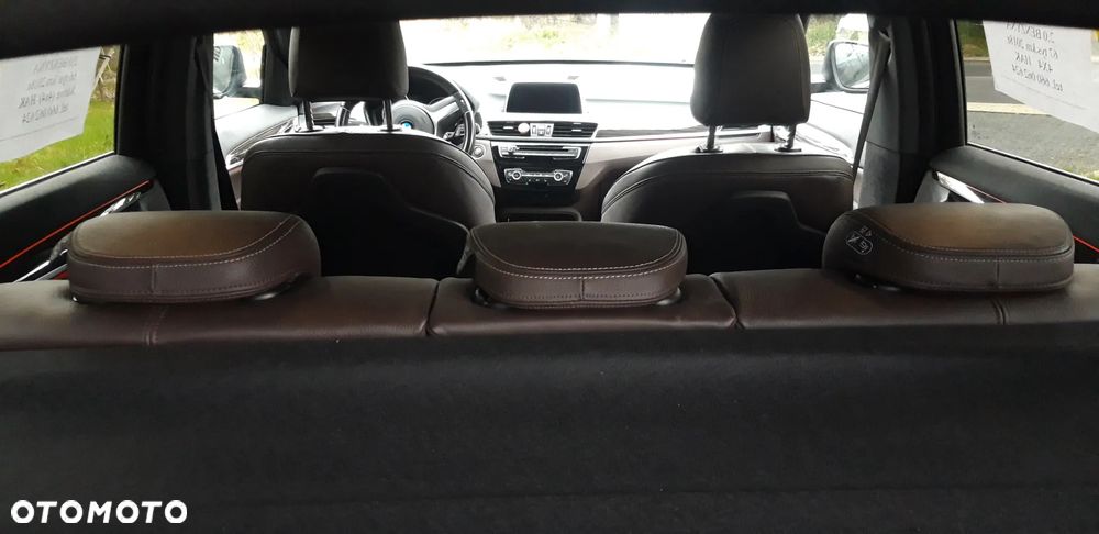 BMW X1 xDrive20i - 16