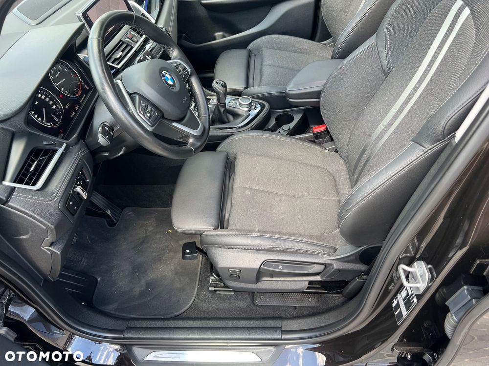 BMW Seria 2 216i GPF Sport Line - 14
