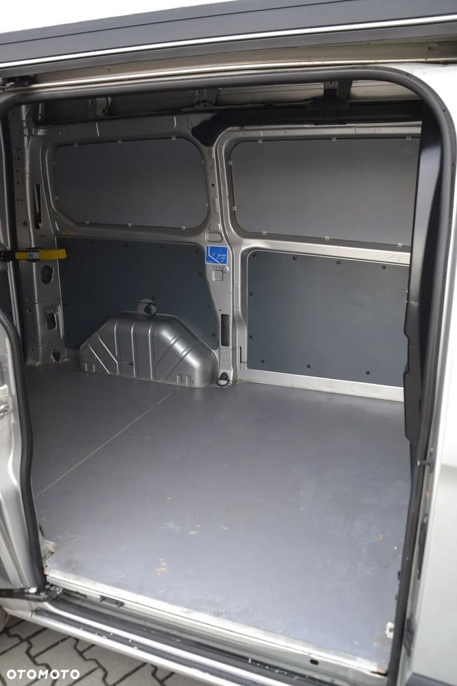 Ford Transit Custom - 28