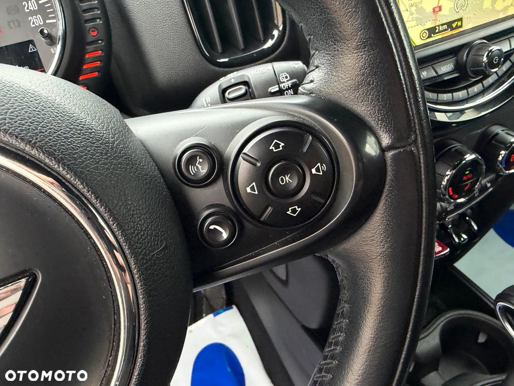 MINI Countryman Cooper ALL4 - 24