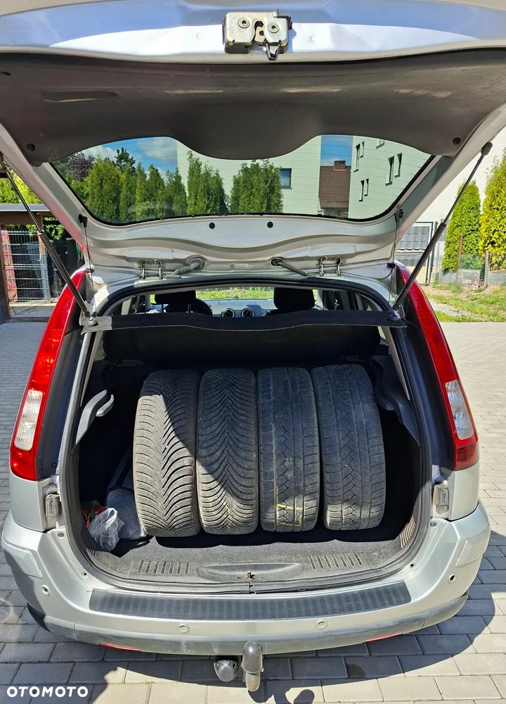 Ford Fusion 1.6 TDCI + - 4
