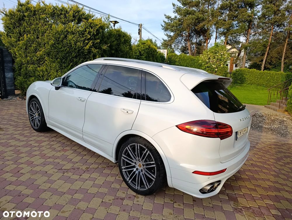 Porsche Cayenne S Diesel Platinum Edition - 5