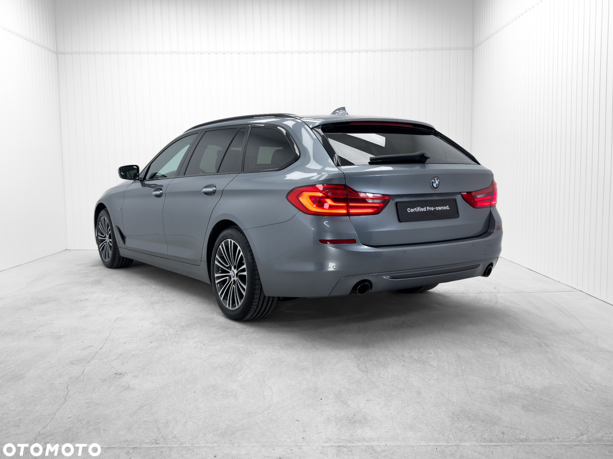 BMW Seria 5 520d Touring Sport Line - 3