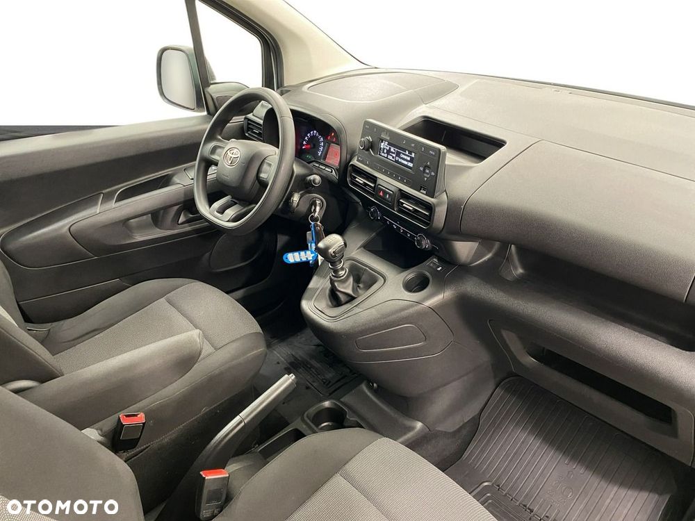 Toyota Proace City - 19