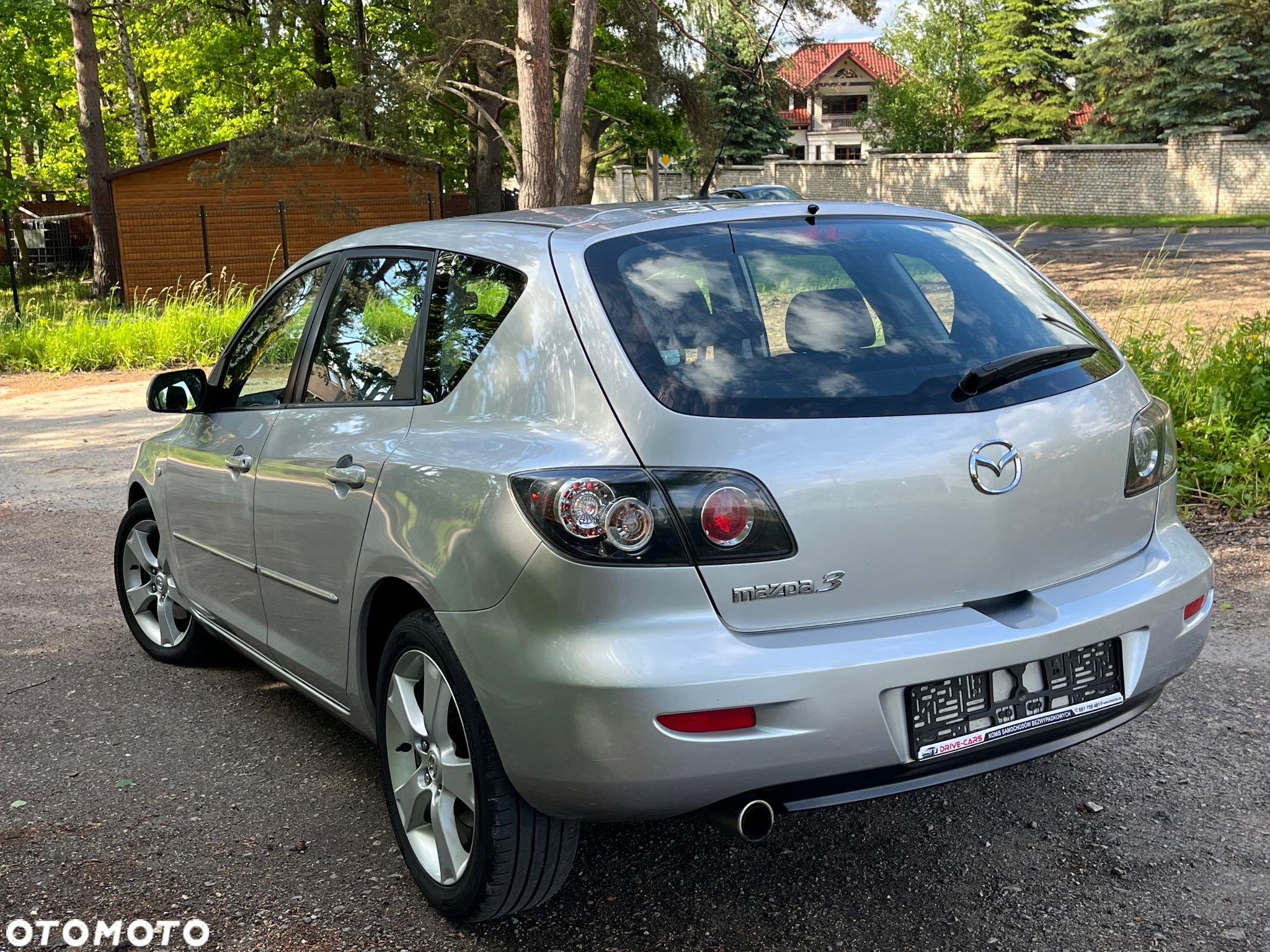 Mazda 3 2.0 Active + - 3