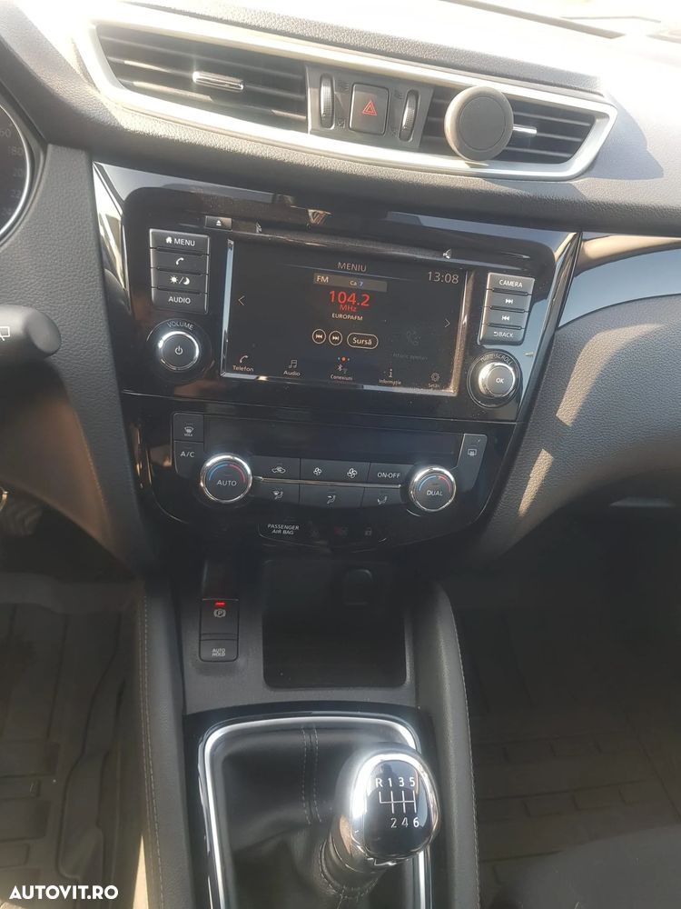 Nissan Qashqai 1.3 138CP 2WD N-Connecta - 6