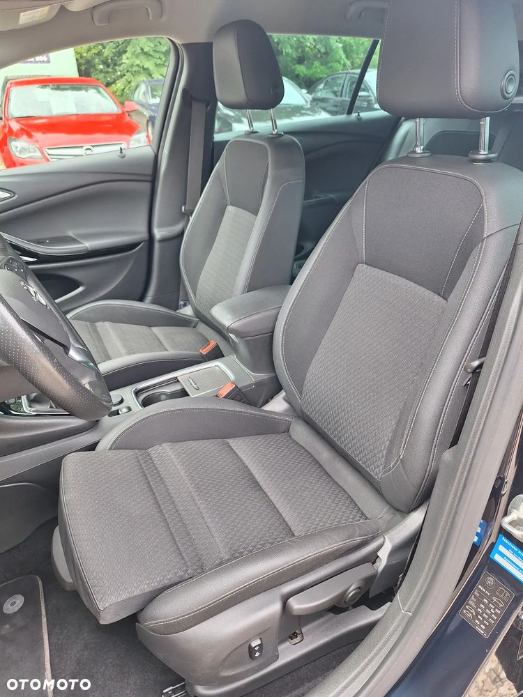 Opel Astra 1.4 Turbo Start/Stop Ultimate - 23