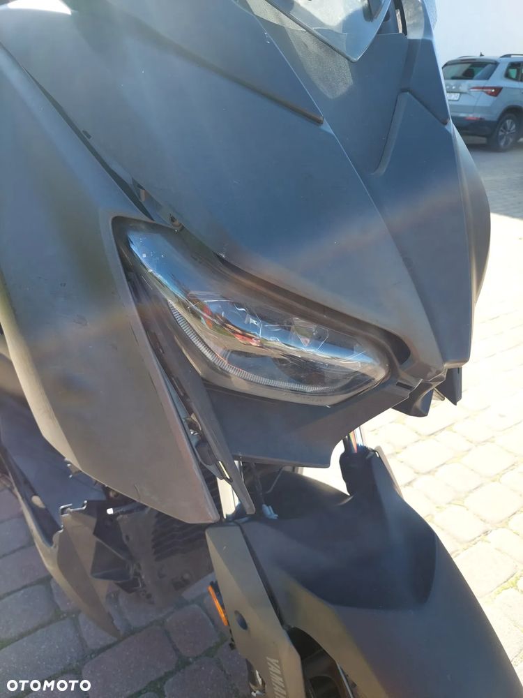 Yamaha X-max - 9