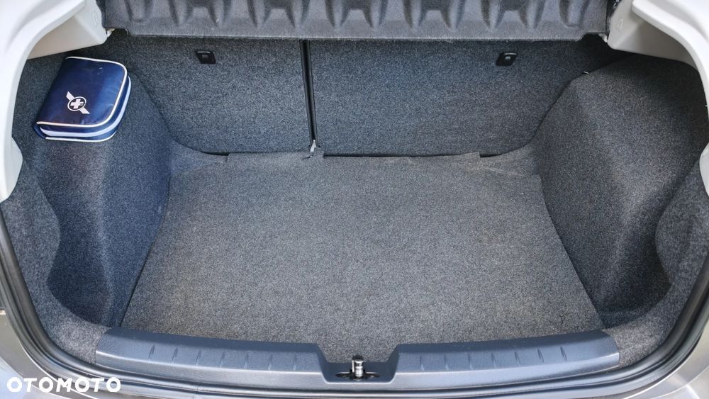 Seat Ibiza 1.0 Reference - 16