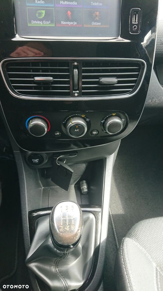Renault Clio - 21