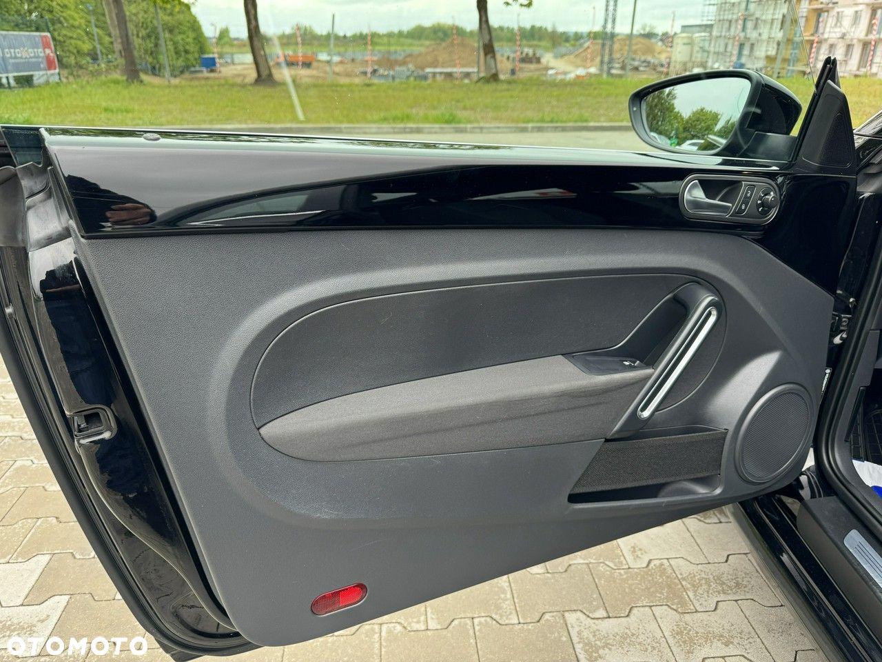 Volkswagen New Beetle - 16