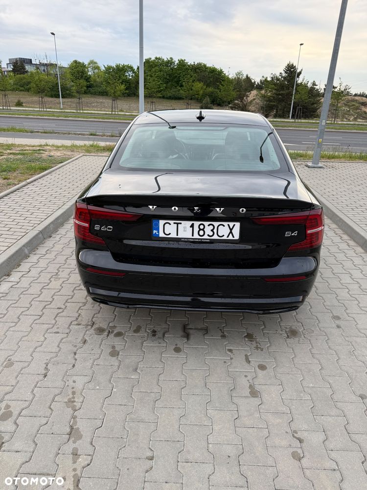 Volvo S60 B4 B Plus Dark - 4