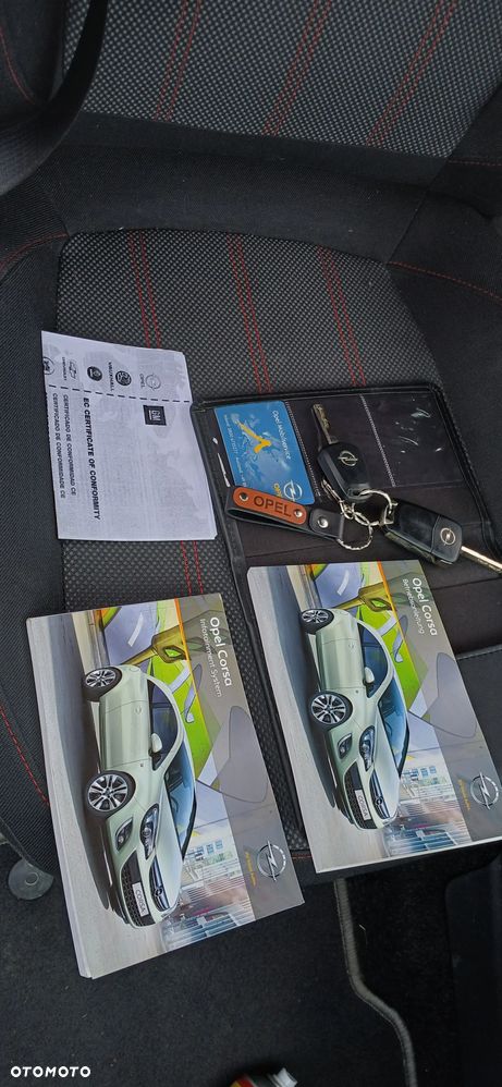 Opel Corsa 1.4 16V 150 Jahre - 26