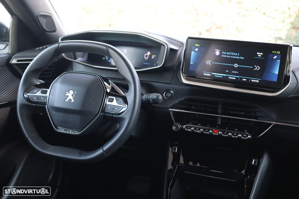Peugeot e-2008 Allure - 49