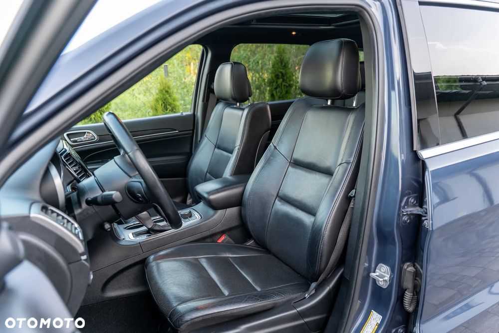 Jeep Grand Cherokee - 10