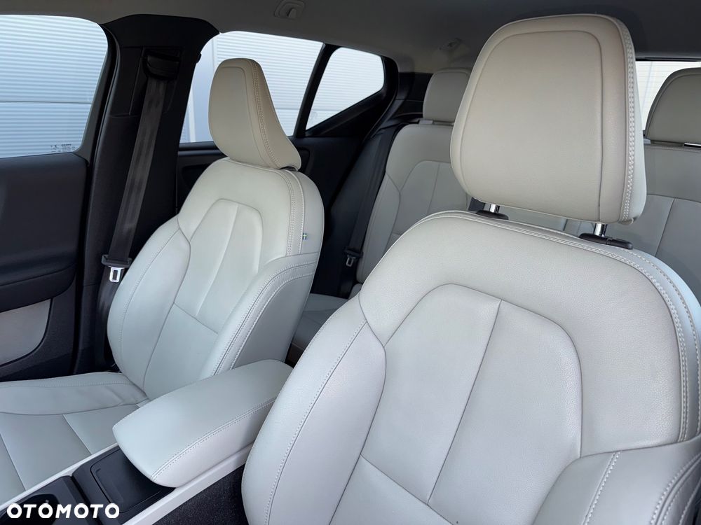 Volvo XC 40 D3 Momentum Pro - 11
