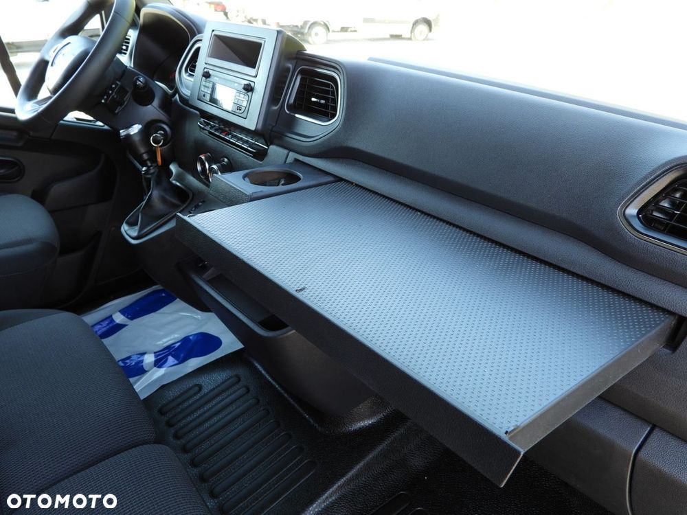 Renault MASTER PLANDEKA 10 PALET WEBASTO TEMPOMAT LEDY KLIMATYZACJA  165KM - 39