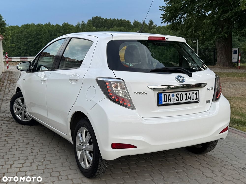 Toyota Yaris - 8