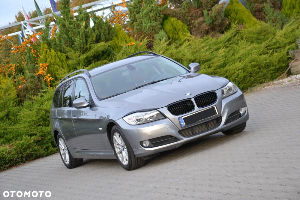 BMW Seria 3 - 16