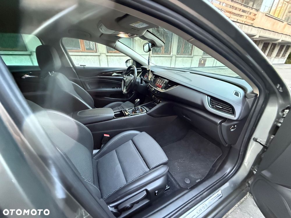 Opel Insignia 2.0 CDTI Cosmo S&S - 4