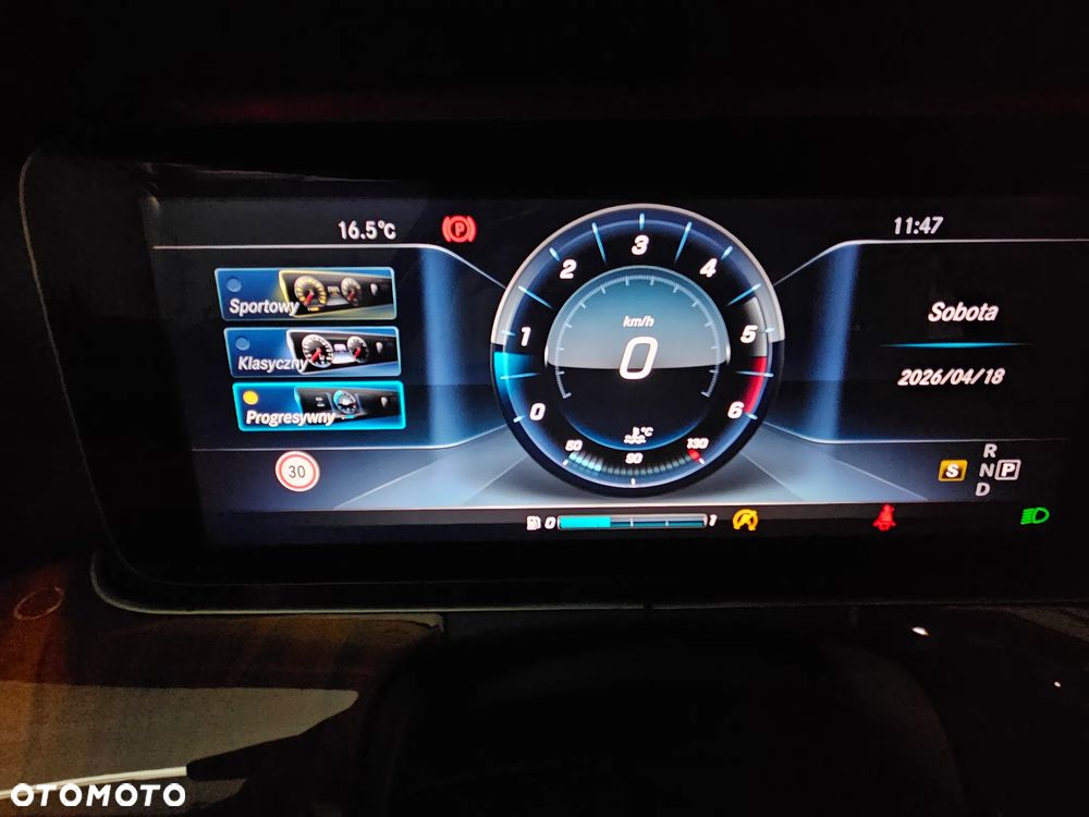 Mercedes-Benz Klasa E 220 d 4-Matic Business Edition 9G-TRONIC - 17