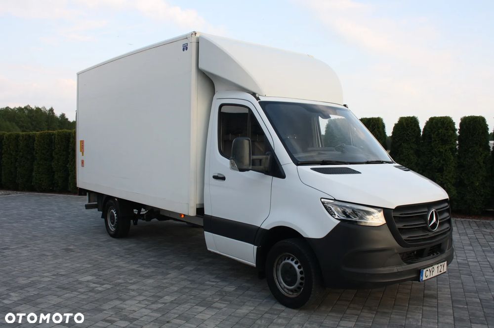 Mercedes-Benz Sprinter - 3