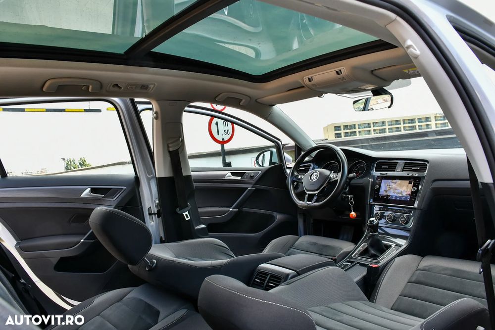 Volkswagen Golf 1.6 TDI Comfortline - 20