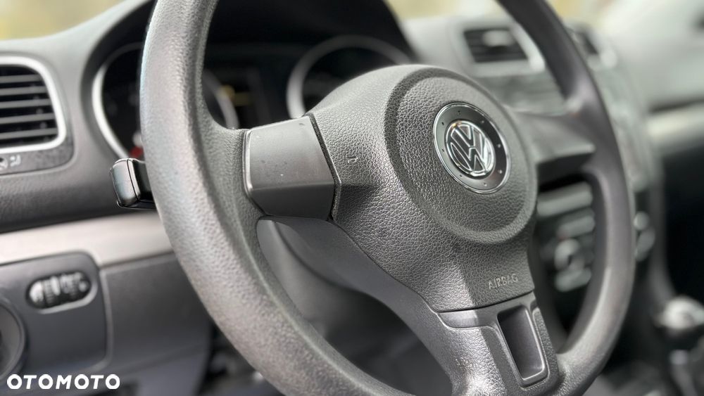 Volkswagen Golf - 15