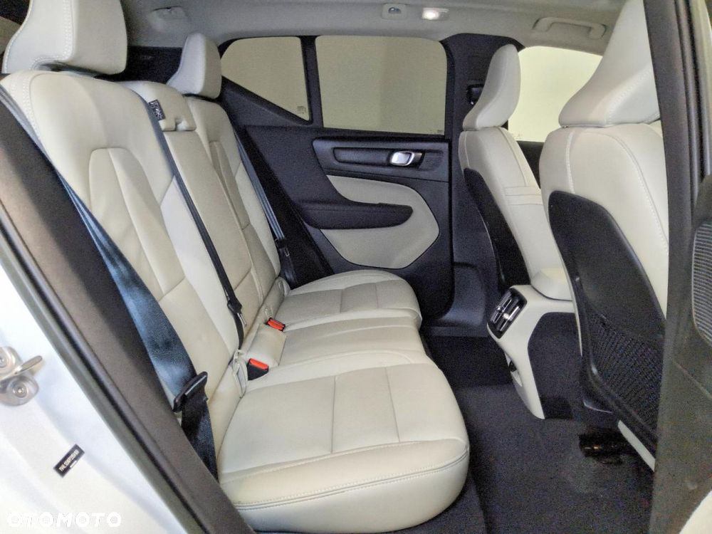 Volvo XC 40 - 10