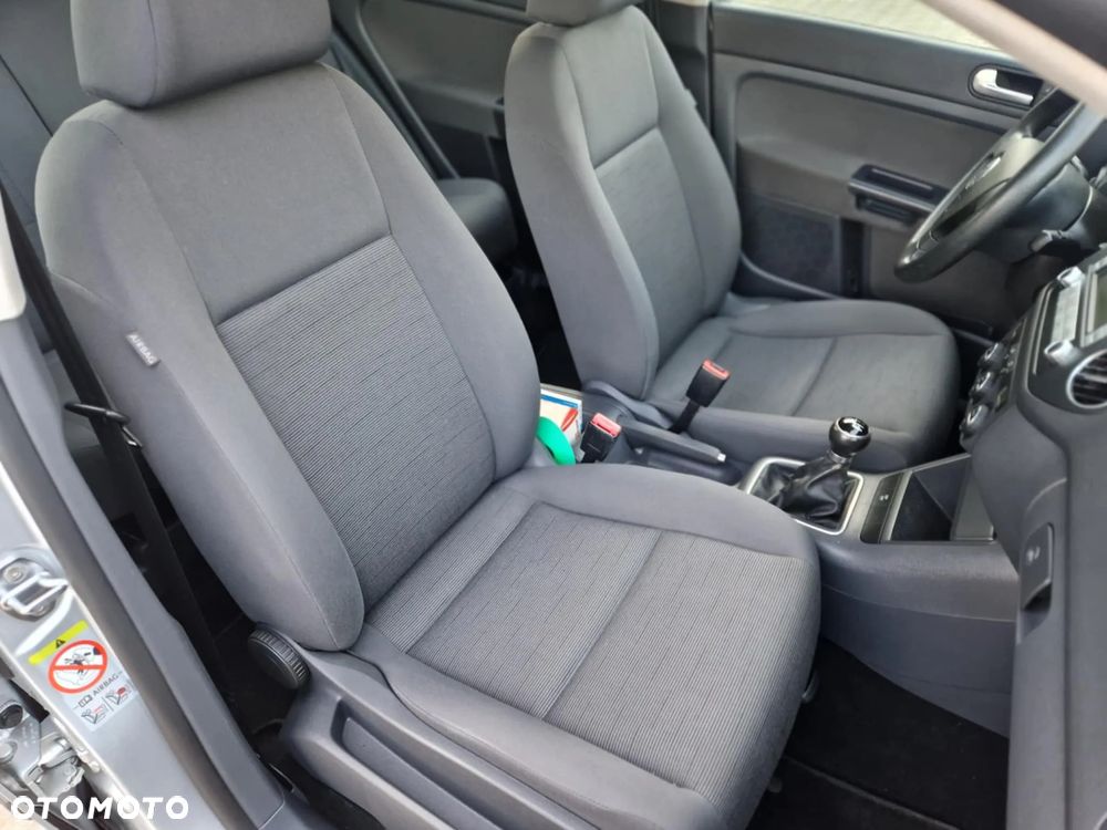 Volkswagen Golf Plus - 20