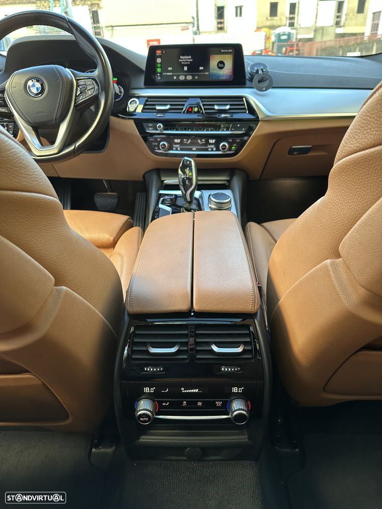 BMW 525 d Line Luxury Auto - 11