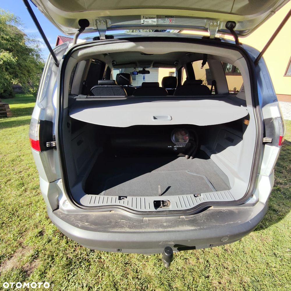 Ford S-Max - 7