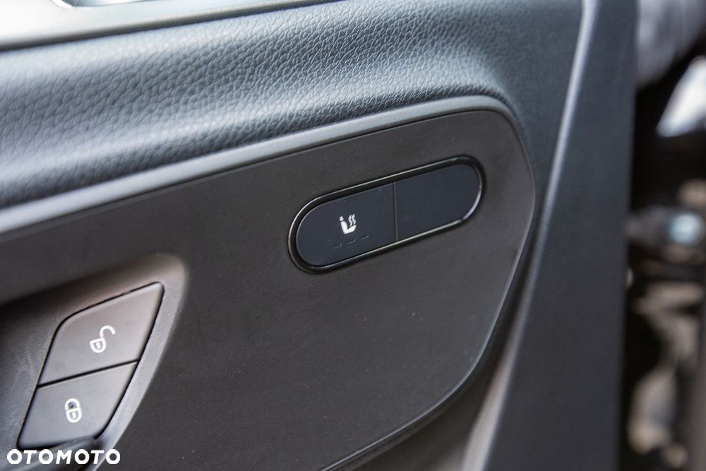 Mercedes-Benz Sprinter - 17