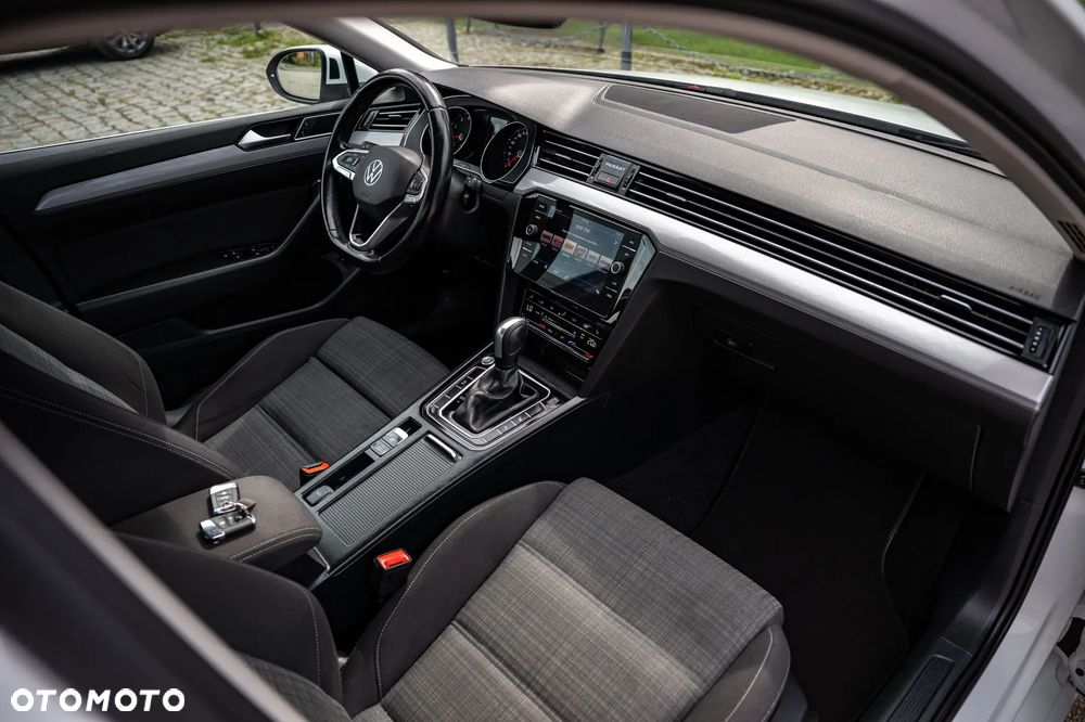 Volkswagen Passat 1.5 TSI EVO Comfortline DSG - 28